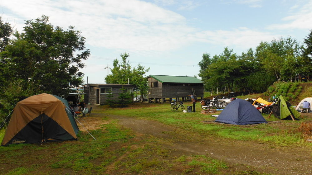 Clione Campground Vandrehjem Shari Eksteriør billede